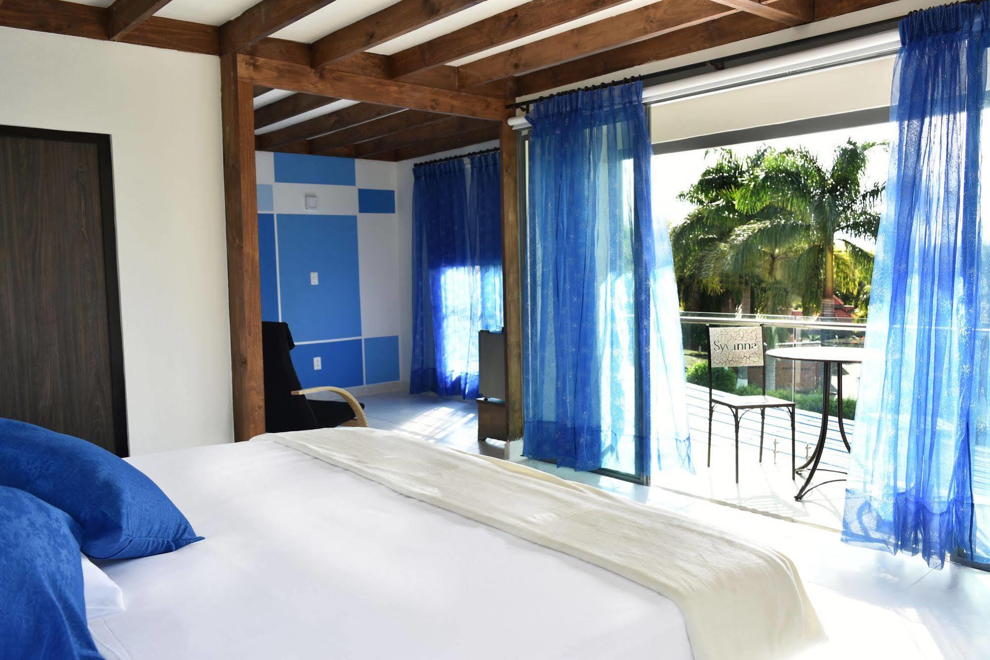 Hotel Syvanna Wellness And Spa Cerritos المظهر الخارجي الصورة